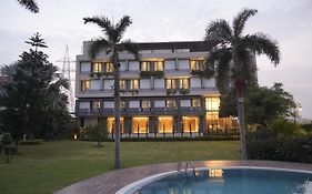 Moolchand Resort